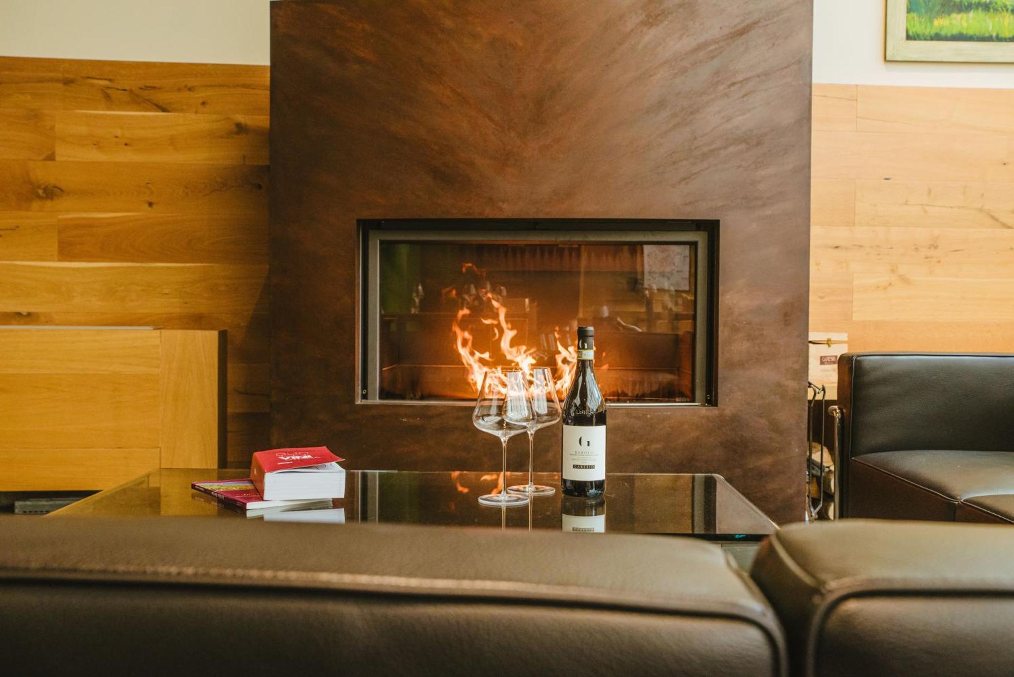 Garesio Wine Resort Serralunga d'Alba Dış mekan fotoğraf