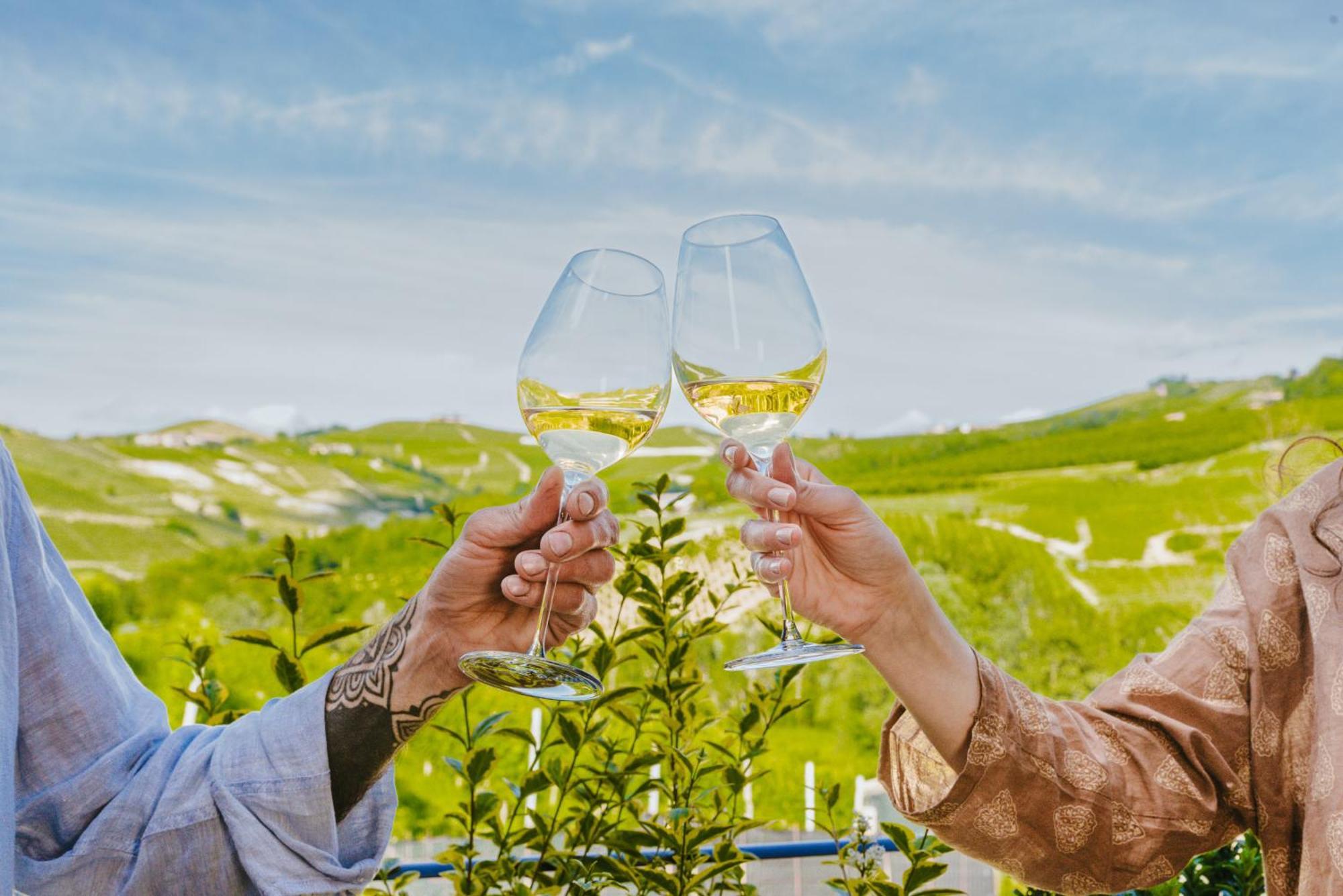 Garesio Wine Resort Serralunga d'Alba Dış mekan fotoğraf